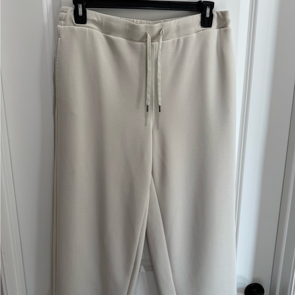 Matching set - Picture 4 of 6